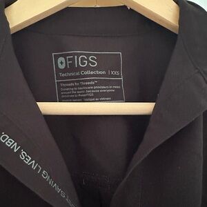 Figs Black Rafaela Scrub Top